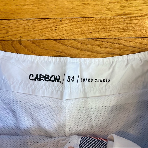 Carbon Mens 34 Board Shorts USA Flag Mesh Lined Pockets Swimming Trunks Swimwear - Picture 8 of 9